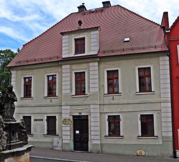 Budynek parafialny przy ul. Kościelnej w Bolesławcu