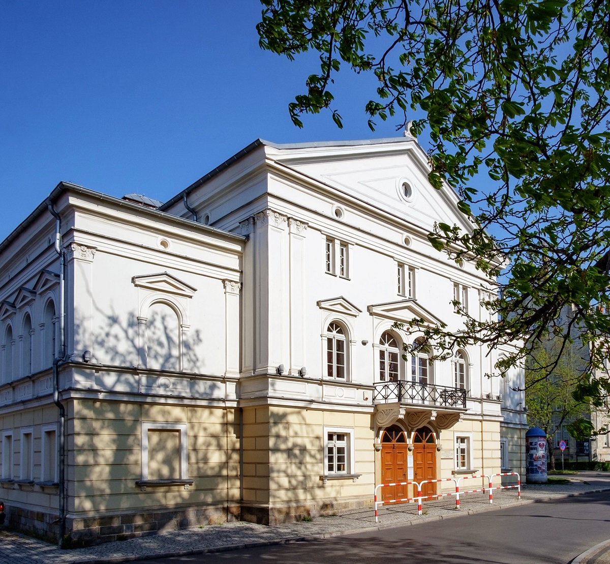 Teatr Stary przy ul. Teatralnej 1a w Bolesławcu